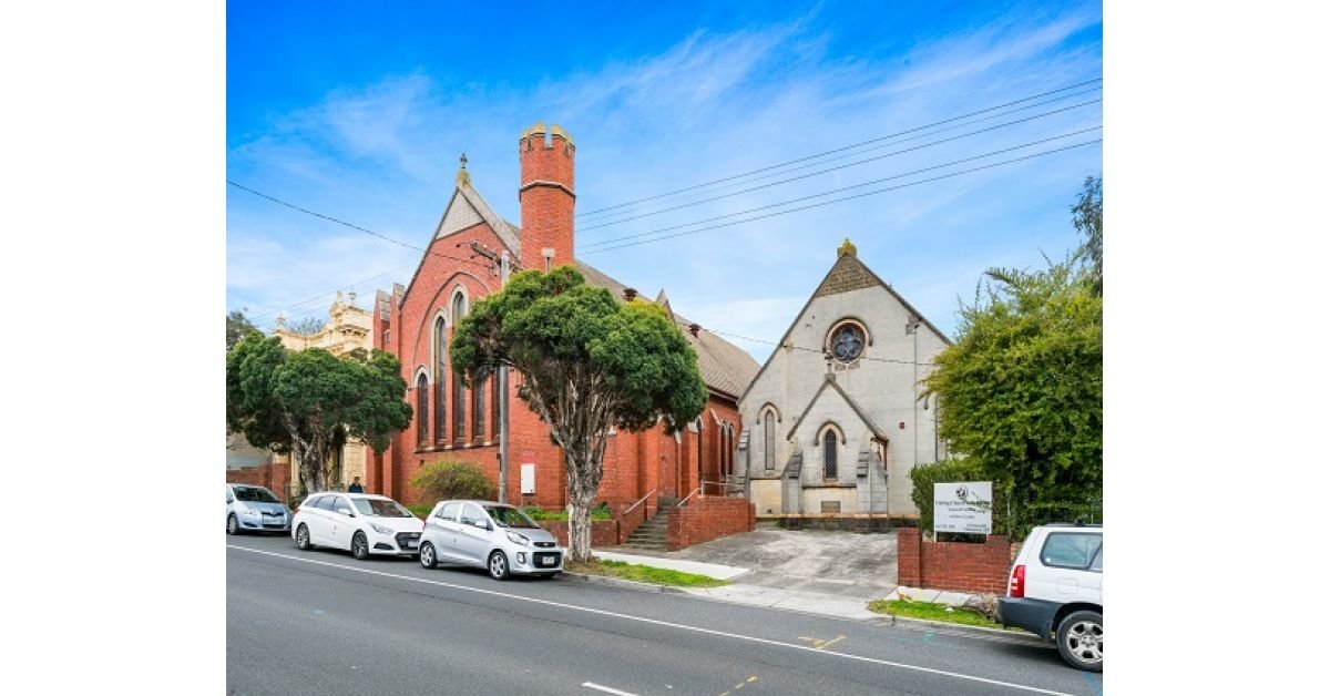 FORMER UNITING CHURCH SITE WITH PERMIT FOR 16 LUXURY TOWNHOUSES HITS THE MARKET