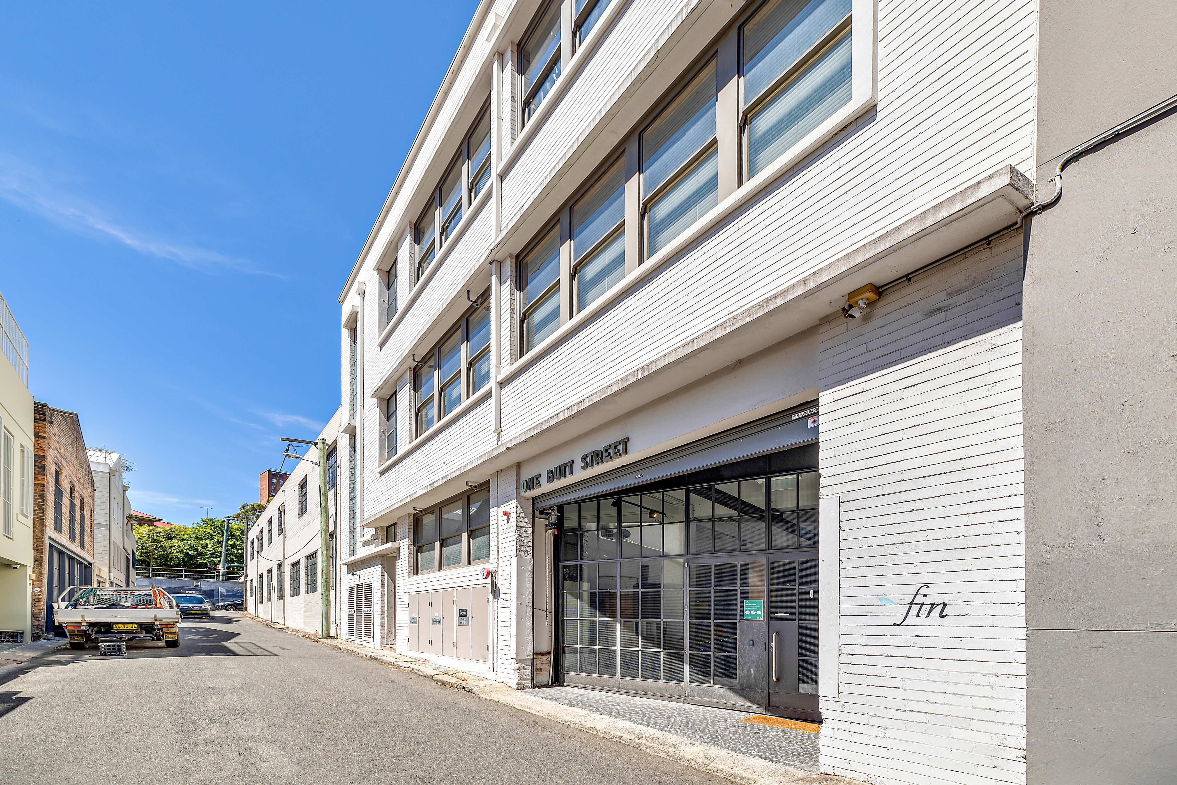Surry Hills office sells for record breaking price at auction